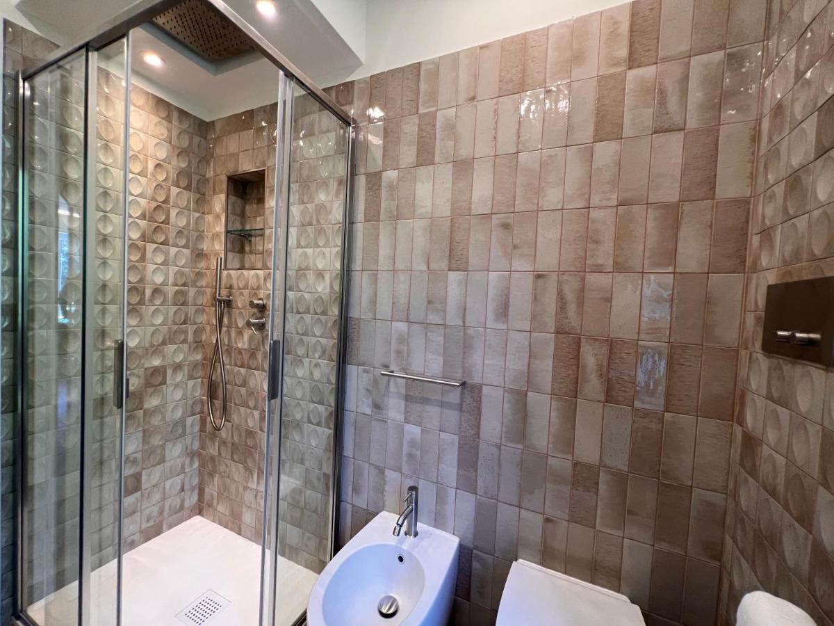 Val Di Sole: Renovated Seaview Apartment with Wi-Fi and Air Conditioning Rapallo Exterior photo